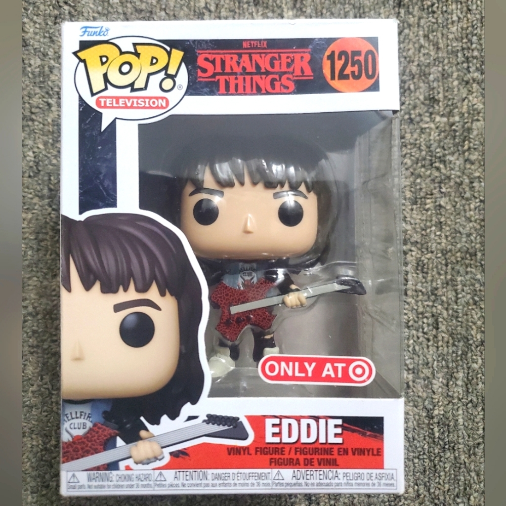 Netflix Stranger Things Eddie vinyl figure